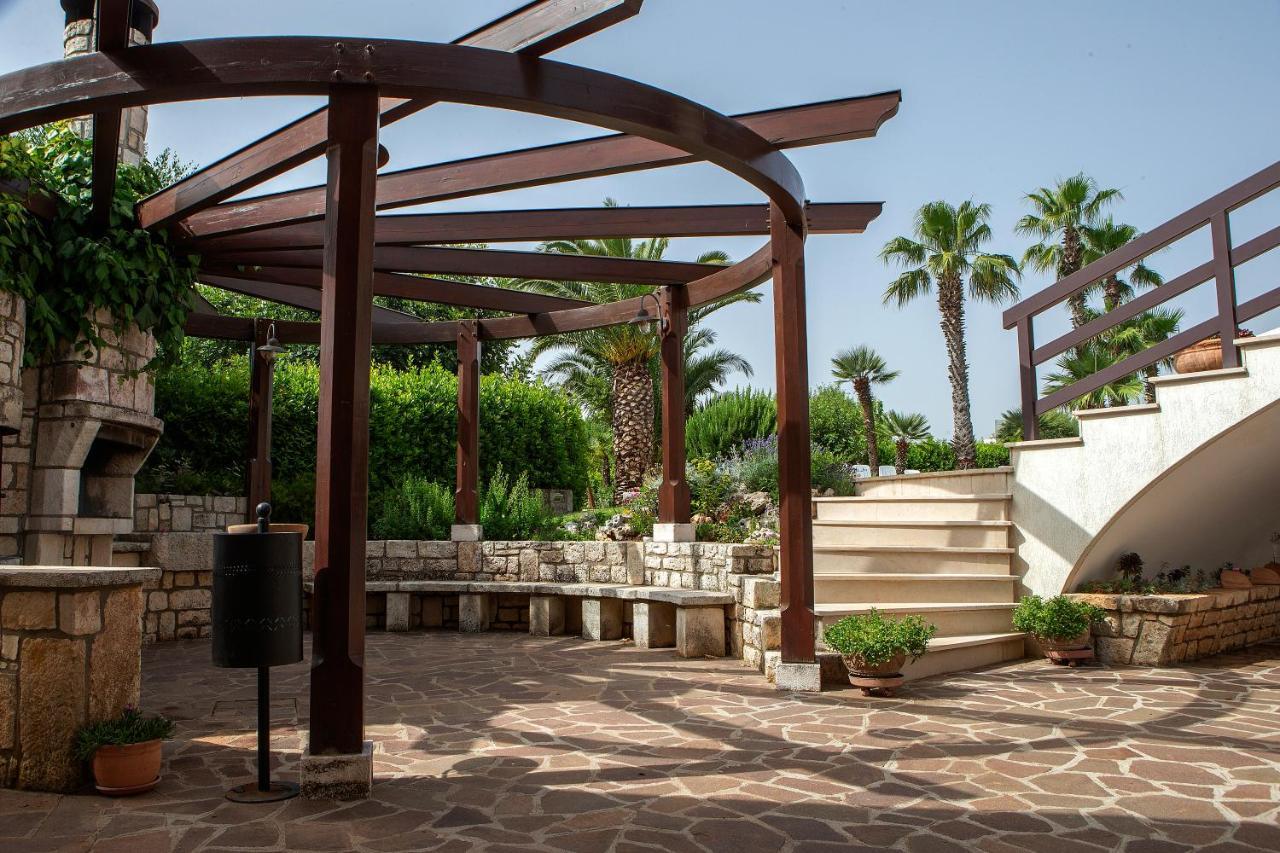 Villa Martino Мартина Франка Екстериор снимка